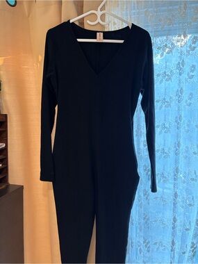 Smash + Tess Black Long-Sleeve V-Neck Romper